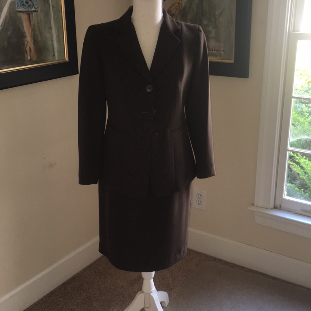 suit set - Picture 2 of 4
